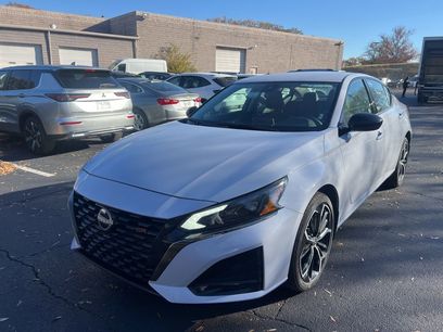 Used 2025 Nissan Altima 2.5 SR