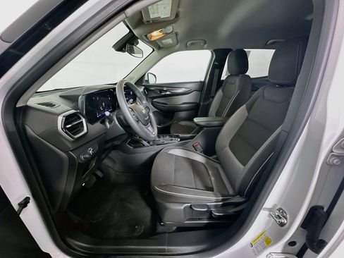 Used 2024 Chevrolet TrailBlazer LT FWD image 13