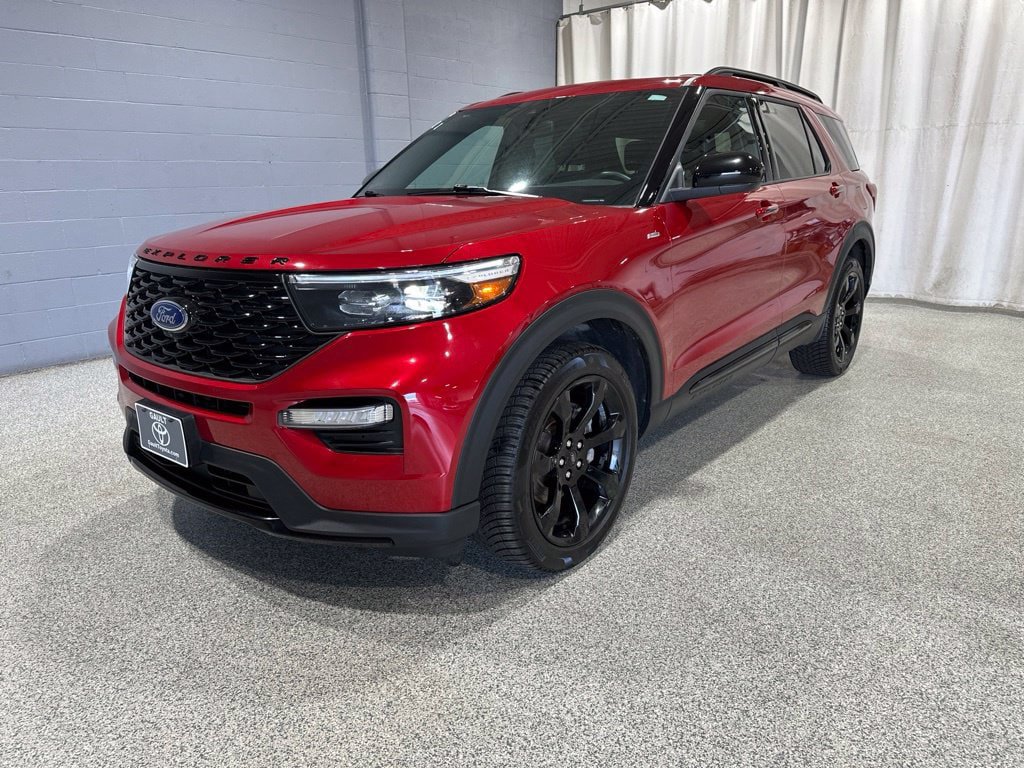Used 2024 Ford Explorer ST-Line w/ Class IV Trailer Tow Package AWD/4WD image 6