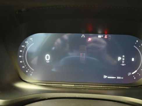 Used 2025 Volvo V60 B5 Cross Country Plus AWD/4WD image 10