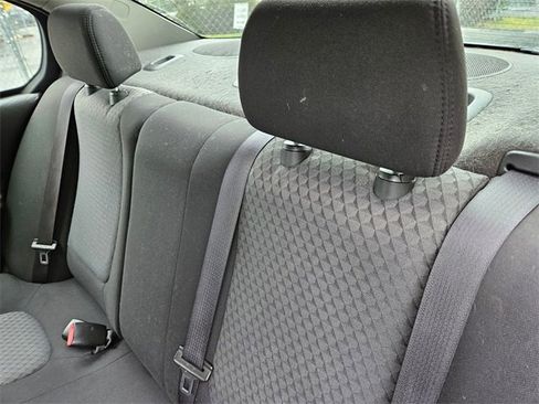 Used 2007 Chevrolet Malibu LT image 16