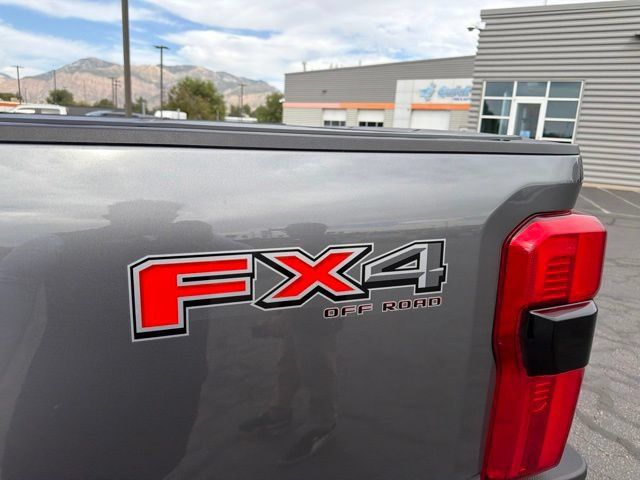 Used 2024 Ford F350 Platinum AWD/4WD image 26