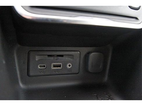 Used 2019 GMC Terrain SLT image 24