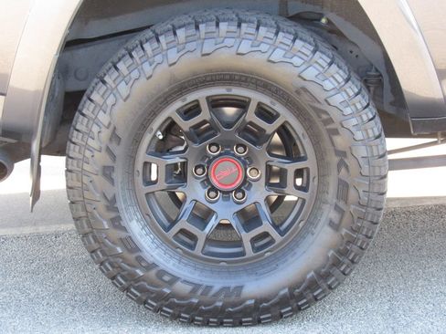 Used 2021 Toyota 4Runner TRD Pro AWD/4WD image 37
