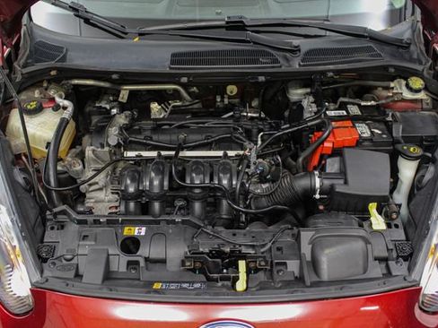 Used 2014 Ford Fiesta SE FWD image 12