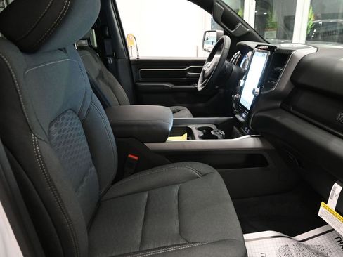 New 2026 RAM 1500 Big Horn AWD/4WD image 16