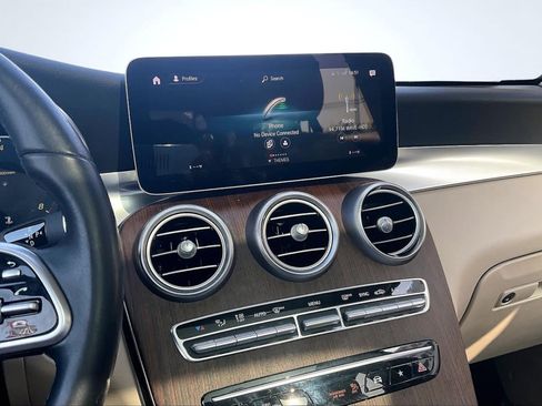 Used 2020 Mercedes-Benz GLC 300 w/ Premium Package image 6