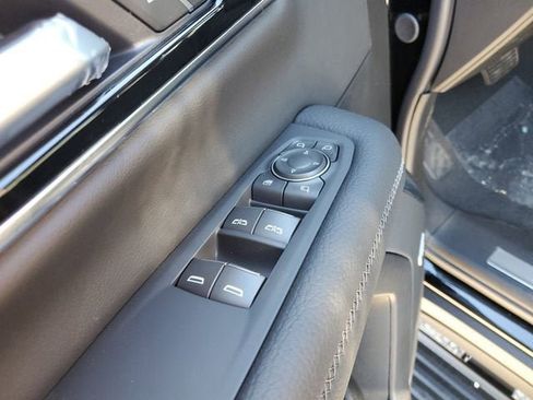 New 2026 GMC Yukon XL Denali image 18