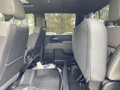 New 2026 Chevrolet Silverado 2500 ZR2 image 24