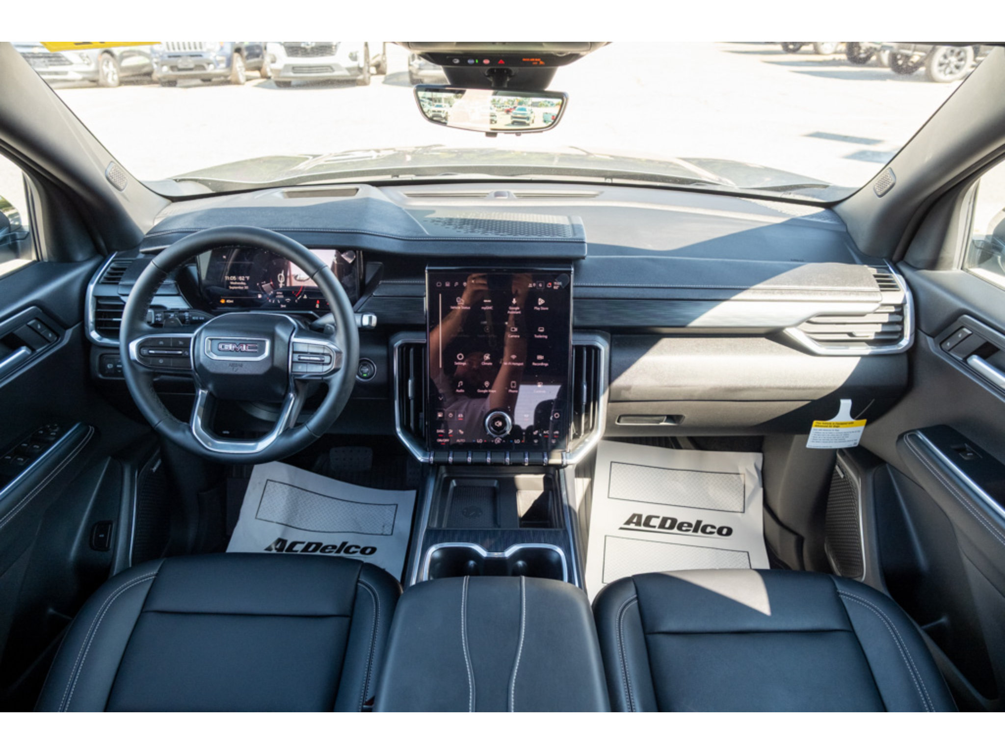 New 2027 GMC Acadia Elevation w/ Elevation Premium Package FWD image 31