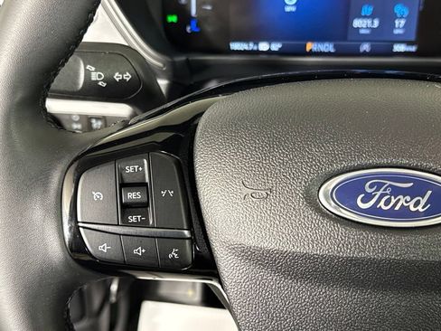 Used 2025 Ford Escape Active w/ Cold Weather Package AWD/4WD image 11