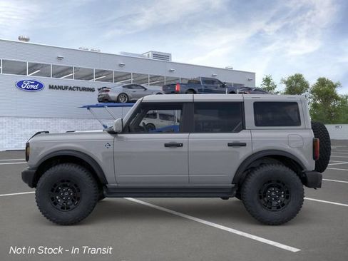 New 2026 Ford Bronco Outer Banks w/ Sasquatch Package AWD/4WD image 3