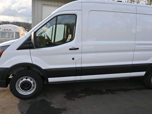 New 2026 Ford Transit 250 148 Medium Roof image 35