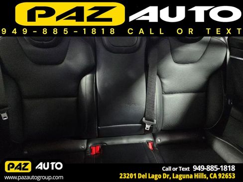 Used 2022 Tesla Model S Plaid image 12