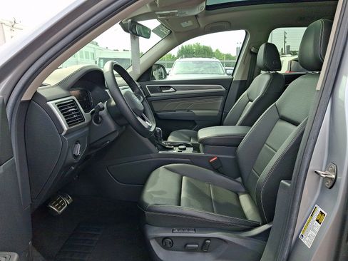 Certified 2023 Volkswagen Atlas SEL R-Line AWD/4WD image 14