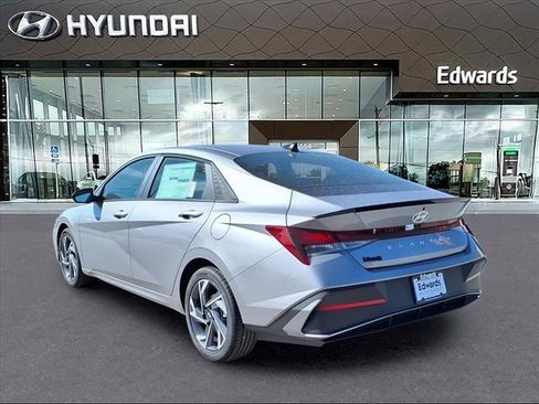 New 2025 Hyundai Elantra Sport image 5