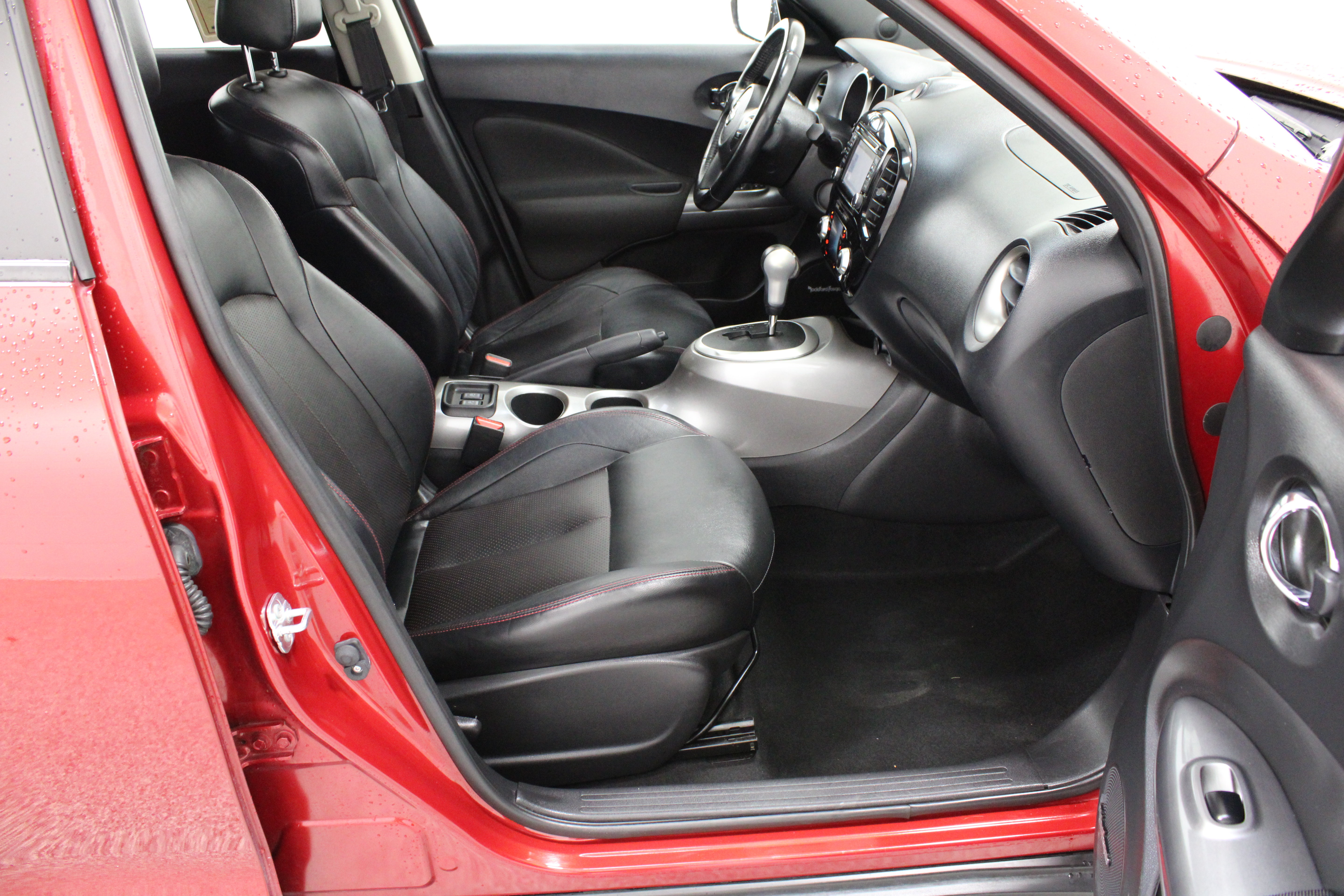 Used 2016 Nissan Juke SL FWD image 38