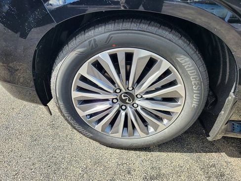 New 2026 INFINITI QX80 Luxe RWD image 6