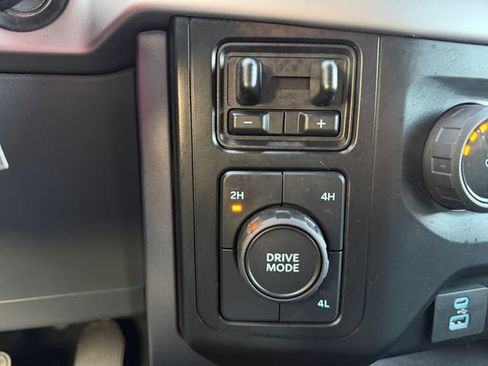 Used 2023 Ford F150 XLT w/ Trailer Tow Package image 24