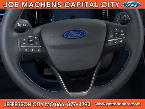 New 2026 Ford Maverick Lobo image 15