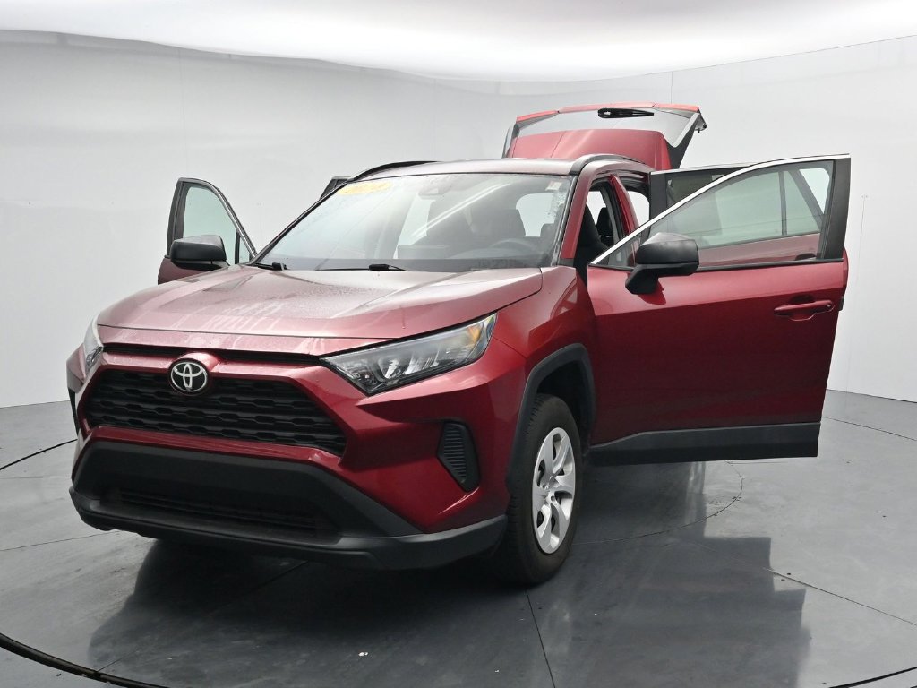 Used 2020 Toyota RAV4 LE w/ All Weather Liner Package AWD/4WD image 28