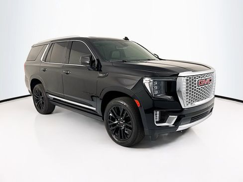 Used 2024 GMC Yukon Denali image 3