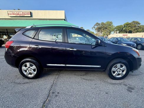 Used 2015 Nissan Rogue S w/ Convenience Package AWD/4WD image 8