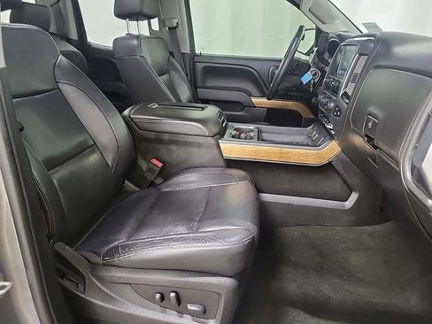 Used 2017 Chevrolet Silverado 1500 LTZ image 9