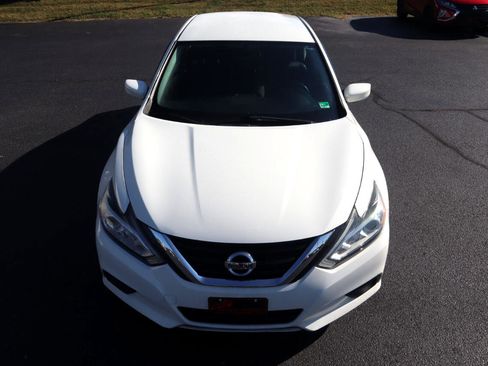 Used 2017 Nissan Altima 2.5 S w/ Power Driver Seat Package image 4