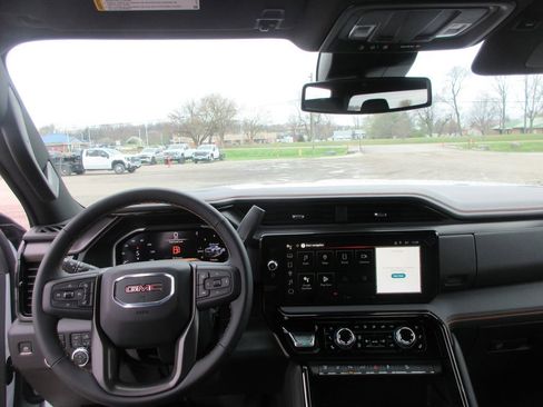 New 2026 GMC Sierra 3500 AT4 AWD/4WD image 16