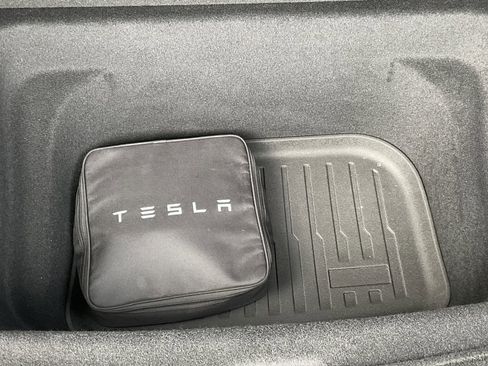 Used 2026 Tesla Model Y Long Range AWD/4WD image 51