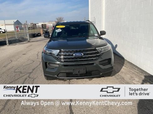 Used 2022 Ford Explorer XLT w/ Class IV Trailer Tow Package image 5