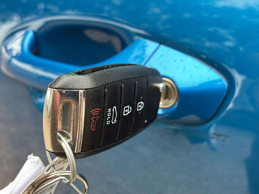 Used 2022 Kia Rio S FWD image 14