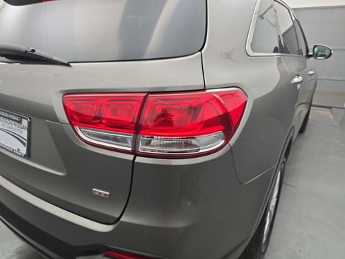 Used 2018 Kia Sorento LX FWD image 19