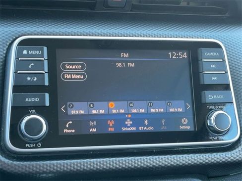 Used 2019 Nissan Kicks SV image 23