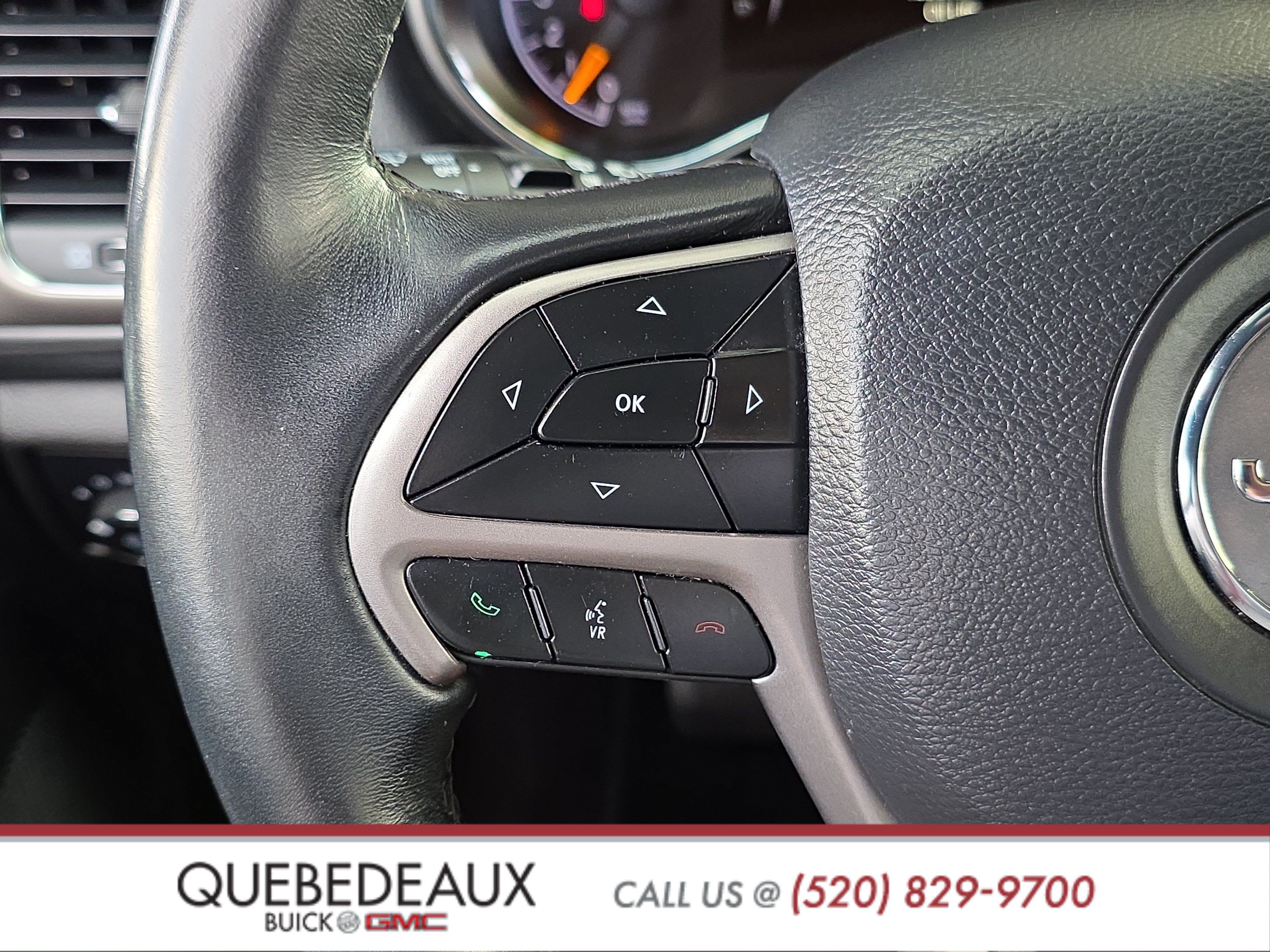 Used 2019 Jeep Grand Cherokee Altitude RWD image 14