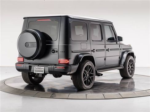Used 2025 Mercedes-Benz G 63 AMG 4MATIC image 5