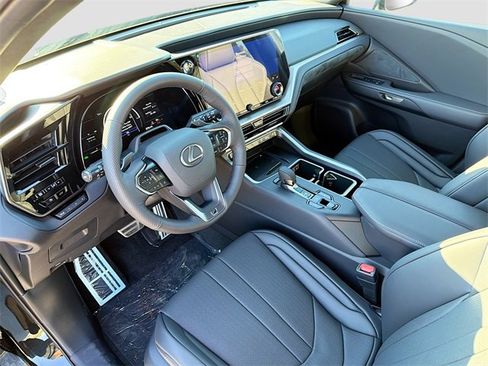 New 2026 Lexus TX 500h AWD image 29