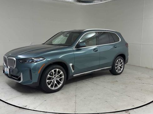 Used 2025 BMW X5 xDrive40i AWD/4WD image 6