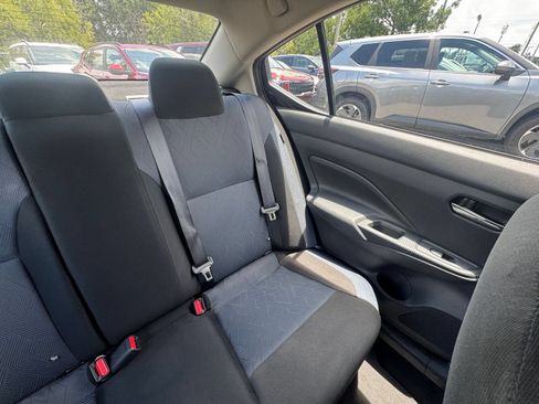 Used 2025 Nissan Versa SV FWD image 35