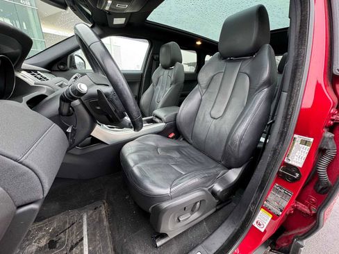 Used 2014 Land Rover Range Rover Evoque Pure Premium image 15