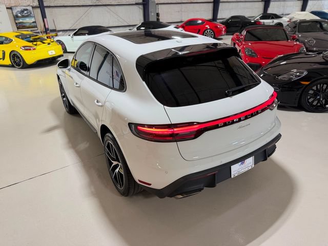 Used 2022 Porsche Macan AWD/4WD image 64
