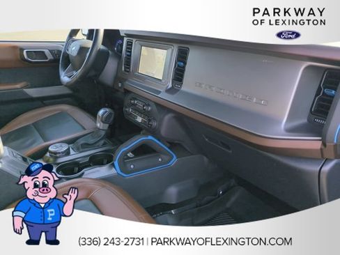 Used 2023 Ford Bronco Outer Banks w/ Sasquatch Package AWD/4WD image 35