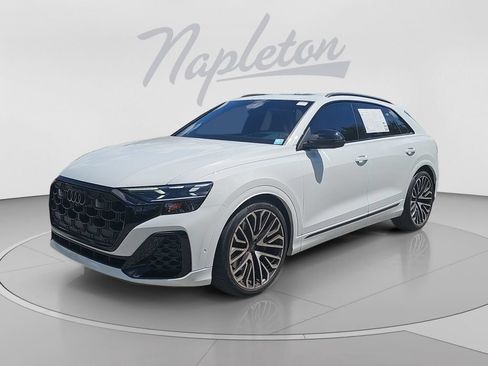 Used 2025 Audi SQ8 Prestige AWD/4WD image 1