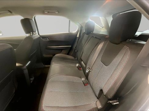 Used 2017 Chevrolet Equinox LS FWD image 23
