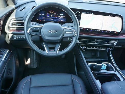 Used 2025 Chevrolet Traverse Z71 w/ LPO, Floor Liner Package image 21