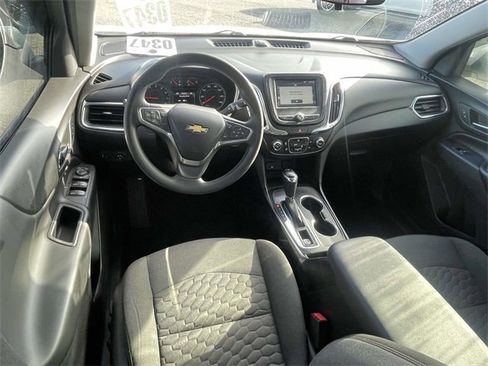 Used 2018 Chevrolet Equinox LT image 13