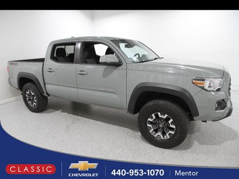 Used 2022 Toyota Tacoma TRD Off-Road w/ Technology Package RWD image 1