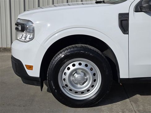Used 2022 Ford Maverick XL image 12