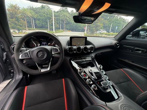 Used 2016 Mercedes-Benz AMG GT S image 4